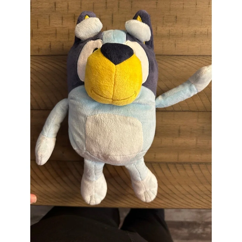 Moose Toys Bluey Talking Plush‎
